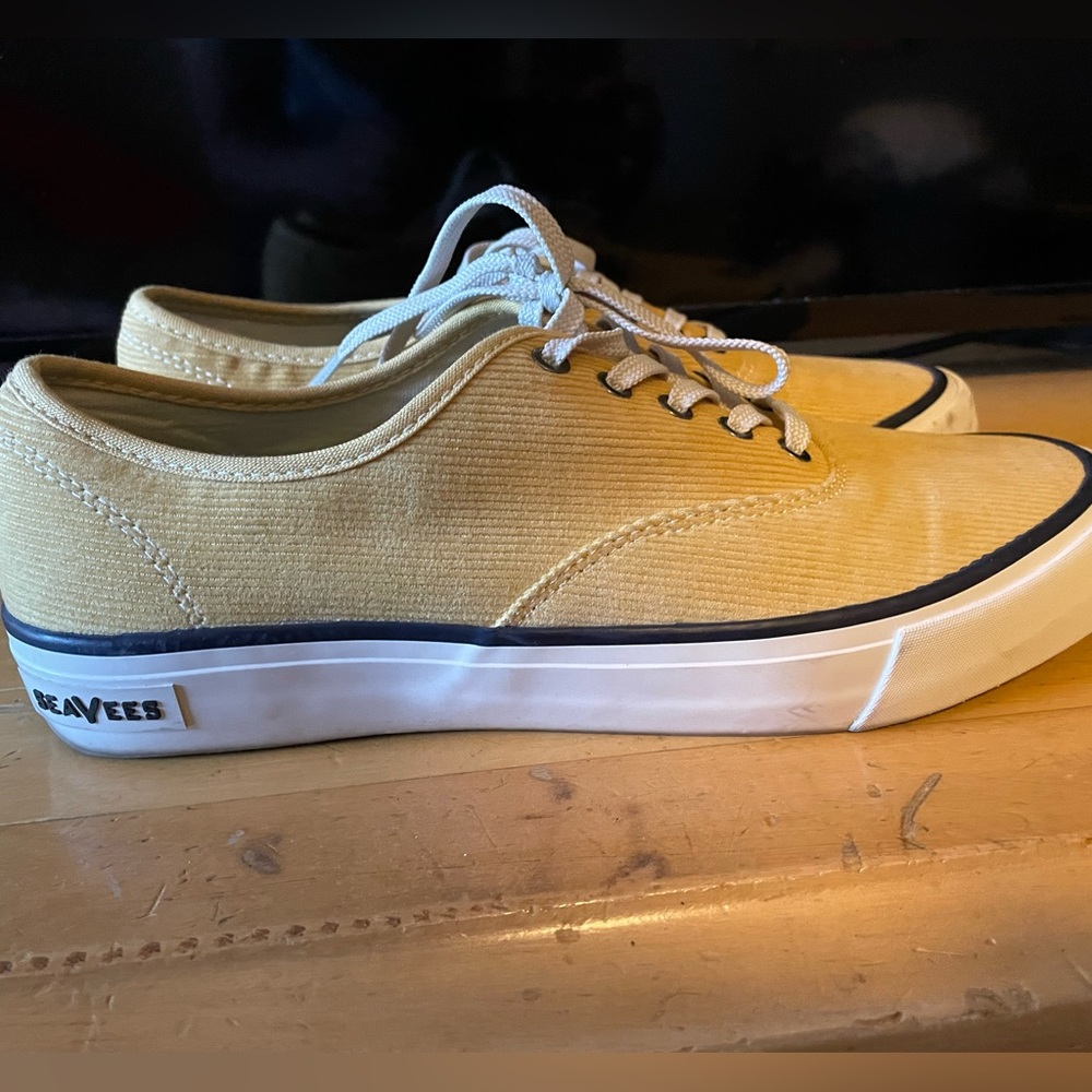 Seavees women corduroy sneakers